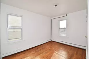 86 Cochran St, Chicopee, MA 01020 - Photo 11