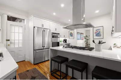 37 Englewood Ave #3, Brookline, MA 02445 - Photo 5