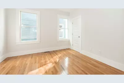 16 Suffolk Street #1, Cambridge, MA 02139 - Photo 5