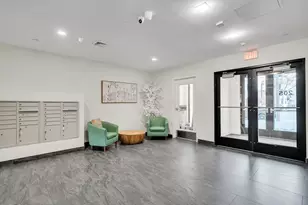 205 Maverick St, Boston, MA 02128 - Photo 25