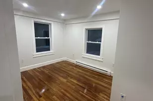 124 Park, Stoughton, MA 02072 - Photo 7