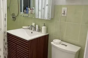 34 Bryon Rd, Boston, MA 02467 - Photo 9