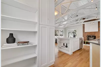 40 Pickering St, Winchester, MA 01890 - Photo 23