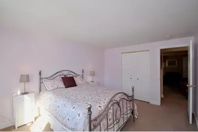 2200 Skyline Dr #6, Lowell, MA 01854 - Photo 5