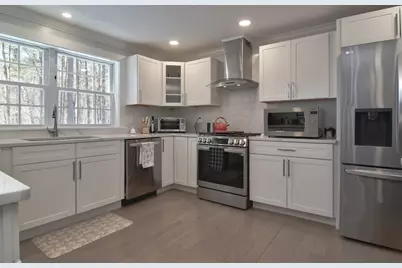 555 Old Harvard Rd, Boxborough, MA 01719 - Photo 9