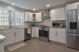 555 Old Harvard Rd, Boxborough, MA 01719 - Photo 9