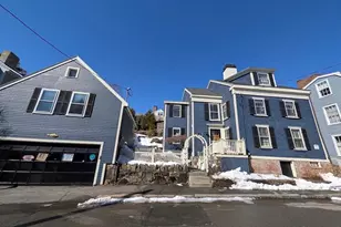 15 Washington St, Marblehead, MA 01945 - Photo 1
