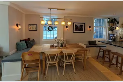 15 Washington St, Marblehead, MA 01945 - Photo 3