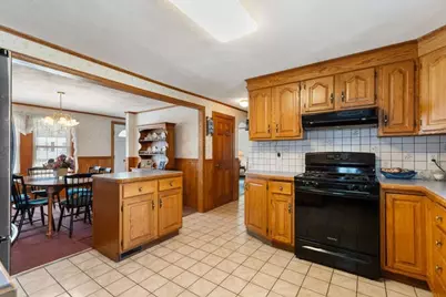 43 W Sigourney St, Lynn, MA 01905 - Photo 17