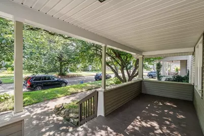 38 Manchester Ter, Springfield, MA 01108 - Photo 3