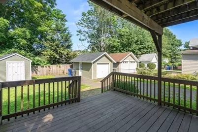 38 Manchester Ter, Springfield, MA 01108 - Photo 13
