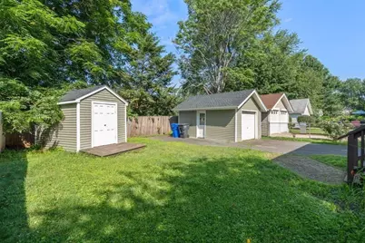 38 Manchester Ter, Springfield, MA 01108 - Photo 15