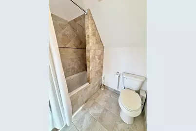 37 Fenton St #3, Boston, MA 02122 - Photo 9