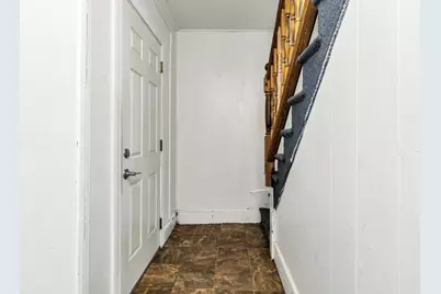 18 Pentucket St, Haverhill, MA 01830 - Photo 15