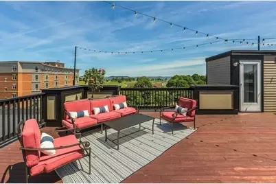 45 Vinton St #5, Boston, MA 02127 - Photo 11