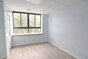 10 Linwood St, Malden, MA 02148 - Photo 17