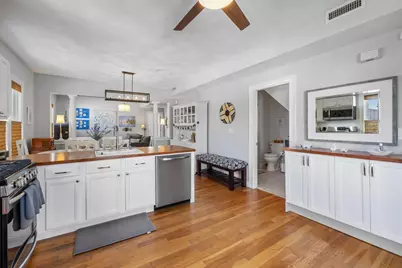 41 Atlantic Ave #3, Marblehead, MA 01945 - Photo 9