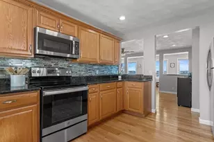 129a Wilson Rd, Nahant, MA 01908 - Photo 11