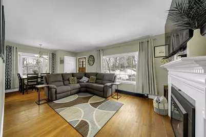 6 Grant St, Danvers, MA 01923 - Photo 3