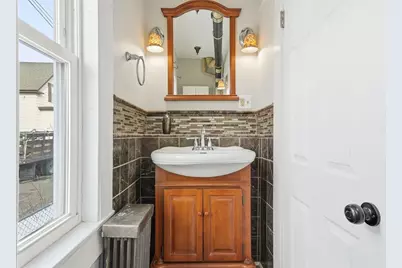 116 Coburn #116, Lowell, MA 01850 - Photo 27