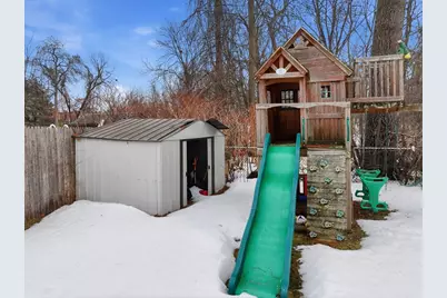 57 Davenport St, Springfield, MA 01119 - Photo 21