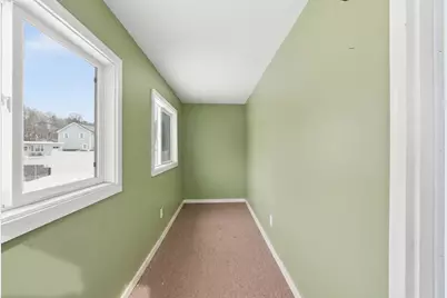 57 Davenport St, Springfield, MA 01119 - Photo 3