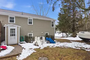 51 Newton St, Westport, MA 02790 - Photo 33