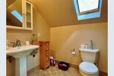 22 Westbourne Road #2, Newton, MA 02459 - Photo 9