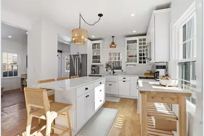 6 Atkinson St, Newburyport, MA 01950 - Photo 1