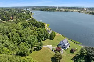 1366 Gardners Neck Road, Swansea, MA 02777 - Photo 7