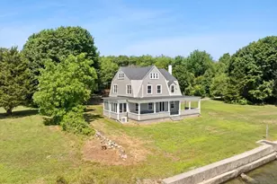 1366 Gardners Neck Road, Swansea, MA 02777 - Photo 5