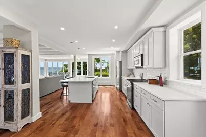 1366 Gardners Neck Rd, Swansea, MA 02777 - Photo 21