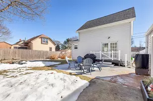 87 Shore Ave, Swansea, MA 02777 - Photo 37
