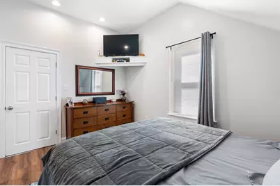 87 Shore Ave, Swansea, MA 02777 - Photo 31