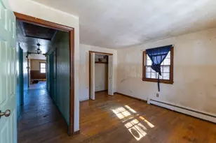 8 Old Meeting House Rd, Townsend, MA 01469 - Photo 9