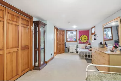 25 Upton Street, Millbury, MA 01527 - Photo 15