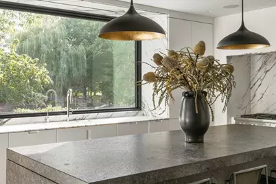 15 Farlow Rd, Newton, MA 02458 - Photo 11