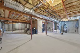 2 Strawberry Ln, Hudson, MA 01749 - Photo 35