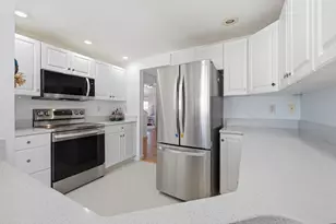 2 Strawberry Ln, Hudson, MA 01749 - Photo 11