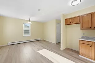 200 Beacon St, Worcester, MA 01610 - Photo 7