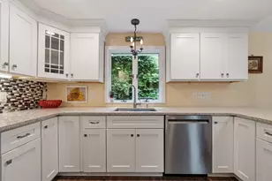 22 Tenney St, Georgetown, MA 01388 - Photo 11