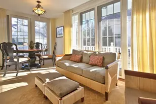 460 Heath St, Brookline, MA 02467 - Photo 5