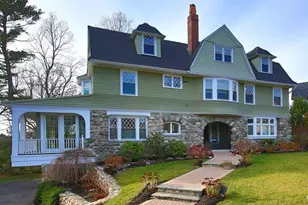 460 Heath St, Brookline, MA 02467 - Photo 1