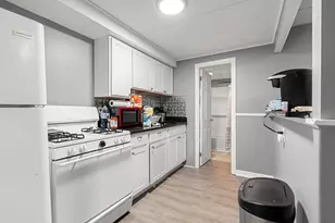 317 Nesmith St, Lowell, MA 01852 - Photo 23