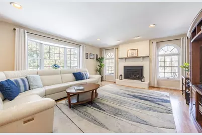 48 Dover Circle, Franklin, MA 02038 - Photo 13