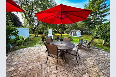 84 Winthrop St, Medway, MA 02053 - Photo 29