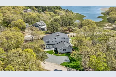 531 Menauhant Rd, Falmouth, MA 02536 - Photo 3