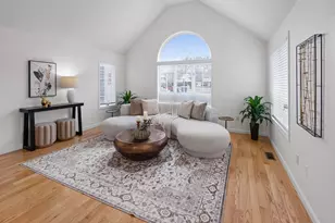 90 Orchard Hill Rd, Haverhill, MA 01835 - Photo 3