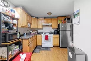 69 W Elm Terrace, Brockton, MA 02301 - Photo 9