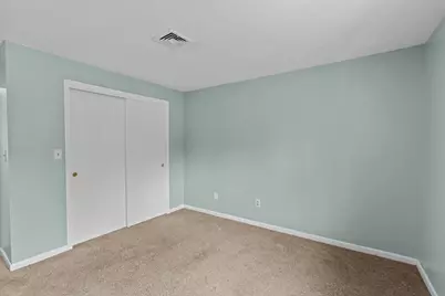 5455 N Main St #13E, Fall River, MA 02720 - Photo 7